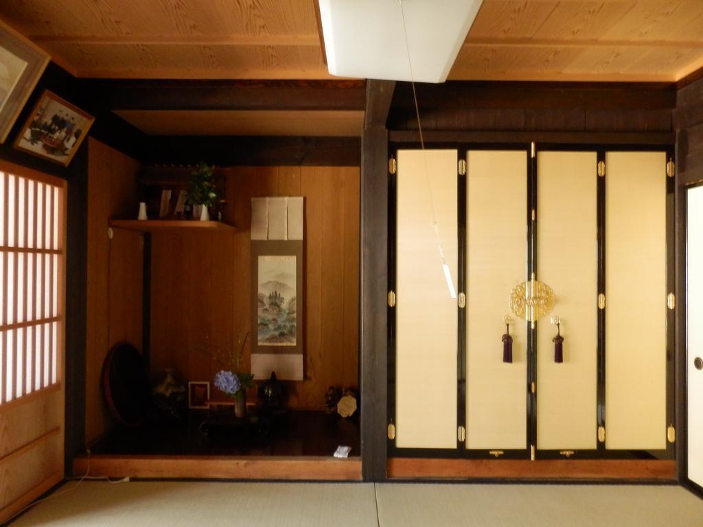 Minshuku Yomoshirou Hotel Nanto Bilik gambar